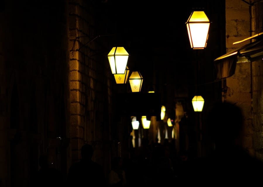 Dubrovnik: Dark tales of the Old Town - Ruins, Old Houses, and Churches: How the City’s Damage Becomes Story