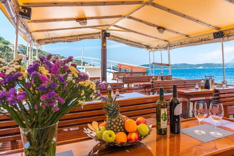 Dubrovnik: Elaphite Islands Cruise with Lunch and Drinks - Lopud: the best chance for beach time and a proper island pause