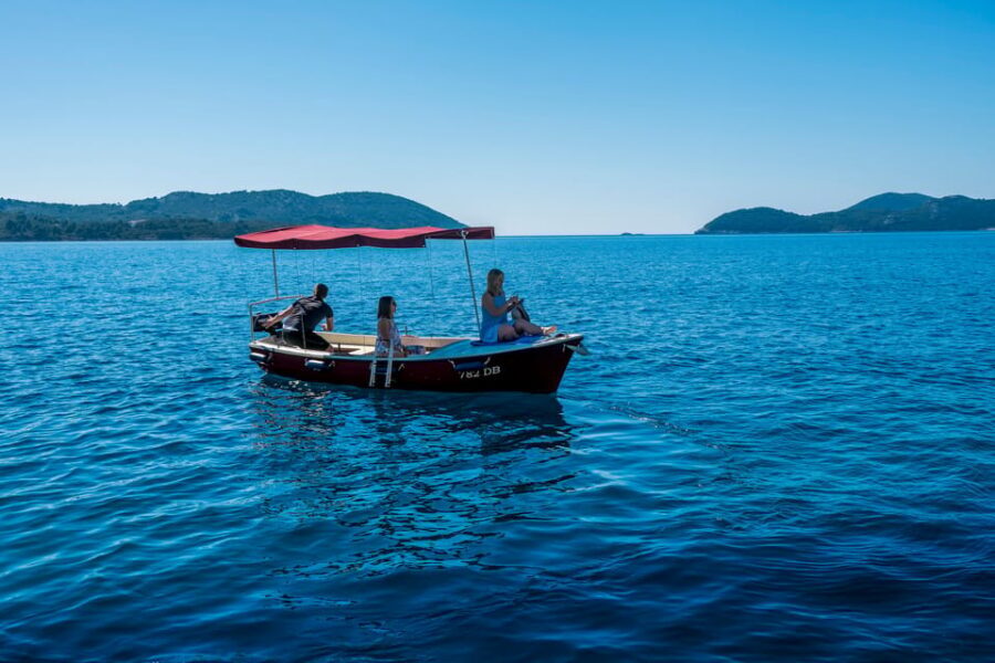 Dubrovnik: Elaphiti Islands Boat Rental - Ladder access and getting back on board: the one “be ready” moment