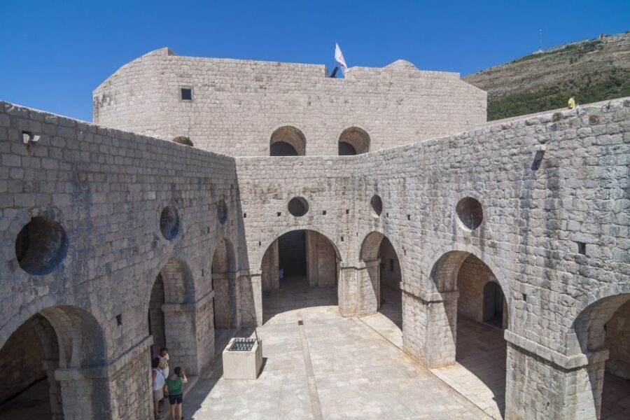 Dubrovnik: Game of Thrones Walking, Car and Boat Tour - The Walking Portion: Red Keep, Blackwater Bay, and the Walk of Shame
