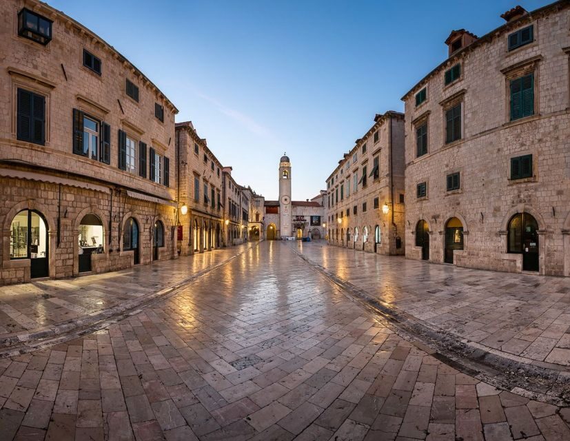 Dubrovnik: Old Town and City Walls Guided Walking Tour - How the Guide Adds Value (and When You Might Want a Different Style)