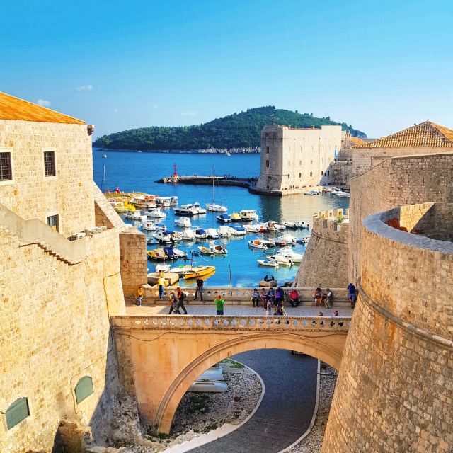 Dubrovnik: Panoramic Ride and Old Town Guided Walking Tour - A 4-hour plan that mixes van views and walkable history