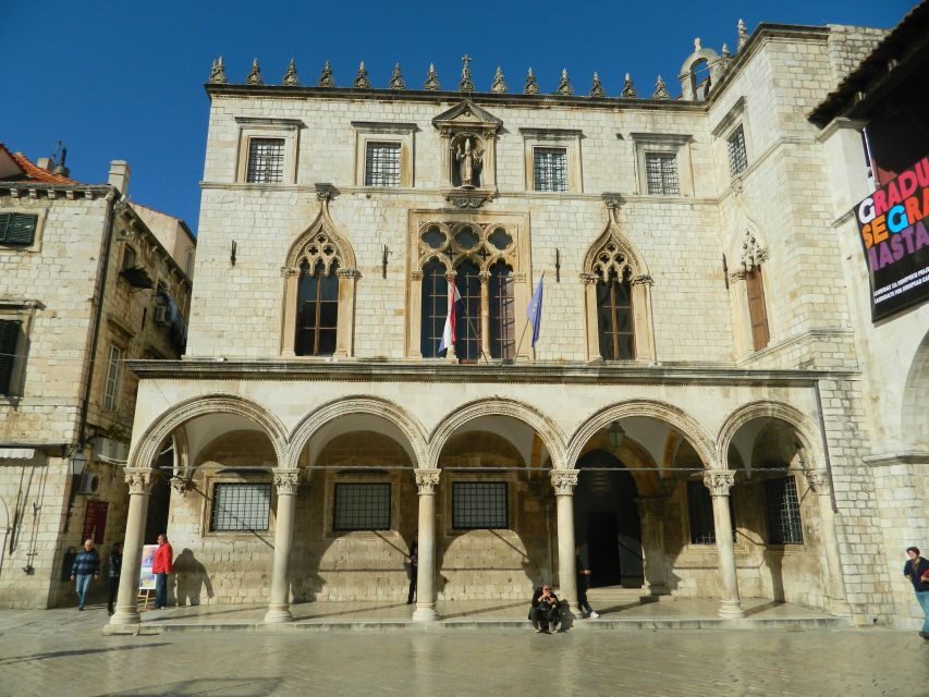Dubrovnik: Panoramic Ride and Old Town Guided Walking Tour - Dropping into Old Town: Pile Gate to the fountains, monasteries, and churches