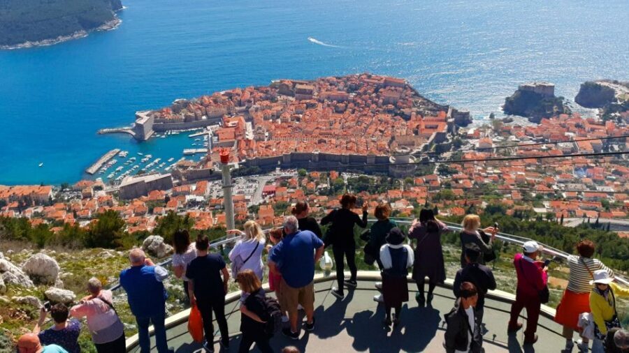 Dubrovnik: Private Cooking Experience with Wine Tasting - Majkovi Farmhouse Cooking: From Liqueurs and Cheese to a Real Meal