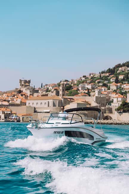 Elaphite Islands: Private boat tour (Cap Camarat 7.5wa) - Šipan island time: cruising, swimming, and lunch options