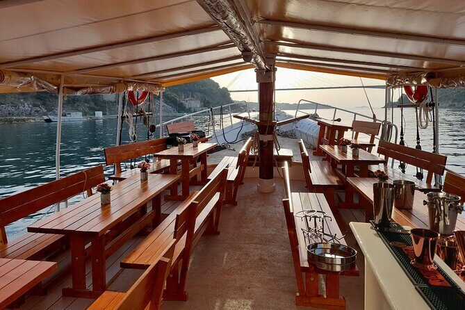 Gastro Cruise | Cruise around Dubrovnik Old Town with Lunch - Tips to get the most out of your 1:30 pm departure