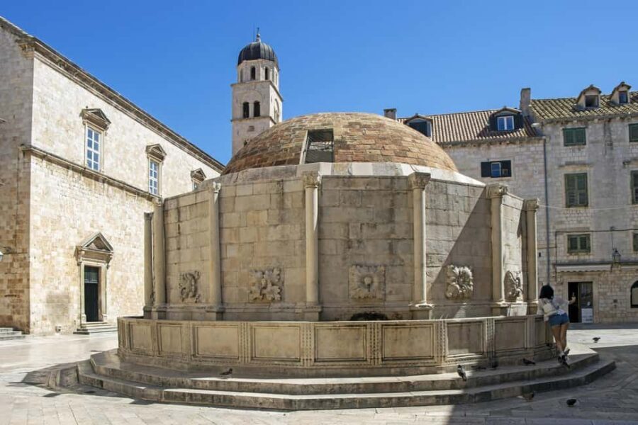 Jewish History of Dubrovnik Old Town Private Walking Tour - Pile Gate to Onofrio’s Large Fountain: a practical stop with context