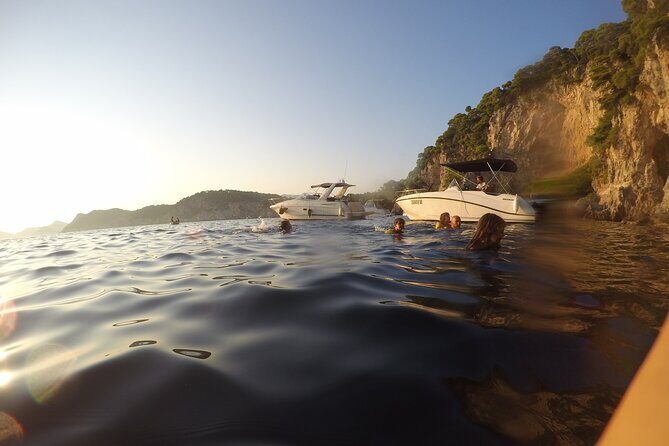 Private 4 Hours Blue Cave & Shunj Sandy Beach Experience - Sunj Beach: sandy break time and the Croatian picigin spirit