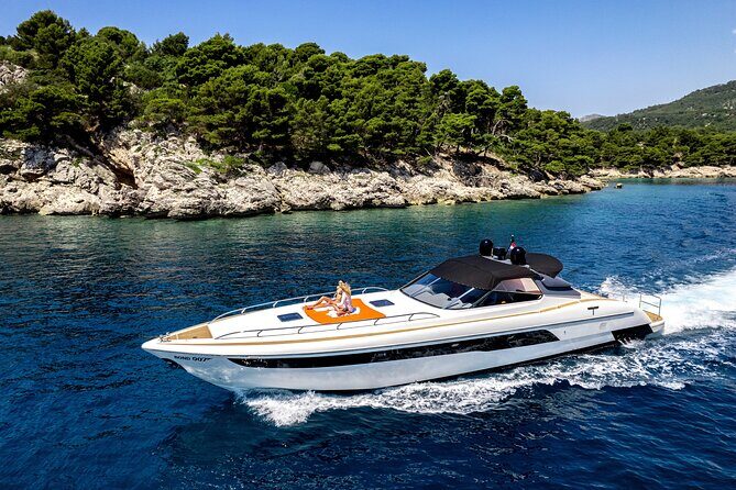 Private Dubrovnik Champagne Sunset Cruise - Private charter logistics: what “up to 6” really means