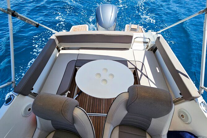 Private Local Guided Speedboat Tour in Dubrovnik Archipelago - Lopud village time: stepping onto land without hassle