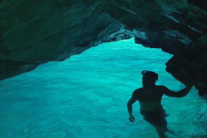 Sea Kayaking and Snorkeling to Green Cave on Sipan island from Lopud - Lopud to Šipan: your day starts with paddling focus