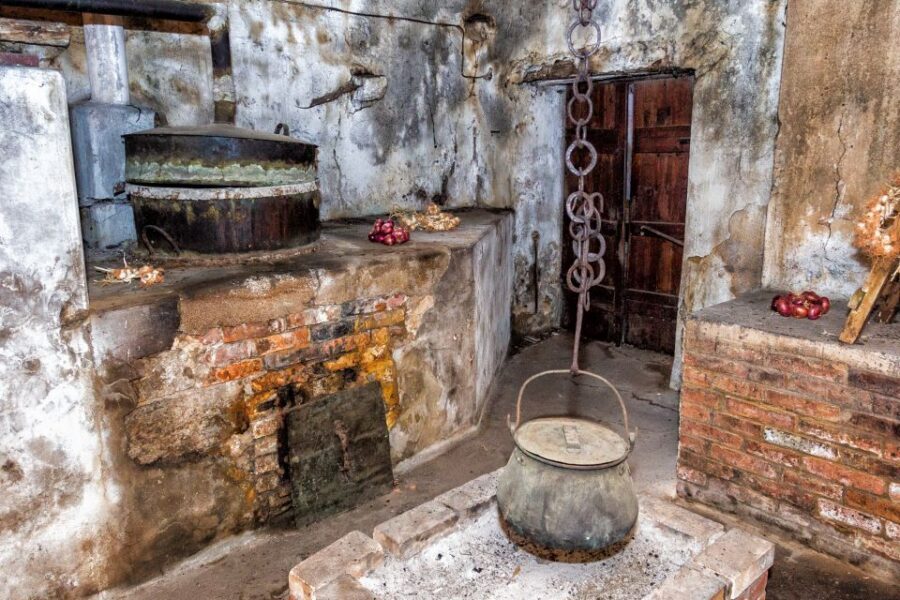 Taste & Tradition of Dubrovnik Countryside - Čilipi Olive Oil & Prošek: Sweet Wine Meets Real Local Work
